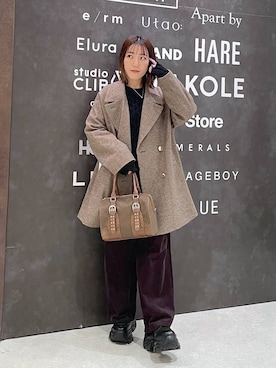 「JEANASIS（ジーナシス）のアイテム（ボストンバッグ）」を使った、manaさん（レディース・153cm）の秋コーディネート