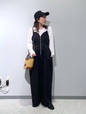 「LEPSIM」｜「アイテム（サロペット/オーバーオール）」を使った、manaさん（レディース・153cm）の春コーディネート