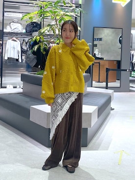 「アイテム（バンダナ/スカーフ、ホワイト系）」を使った、manaさん（レディース・153cm）の秋コーディネート