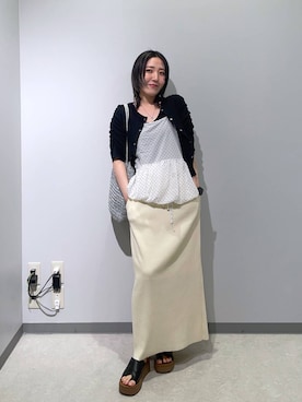 「niko and...（ニコアンド）の厚底トングサンダル（サンダル、ブラック系）」を使った、manaさん（レディース・153cm）の春コーディネート