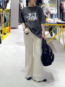 「アイテム（チャーム）」を使った、manaさん（レディース・153cm）の夏コーディネート