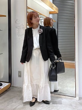 「LEPSIM（レプシィム）のアイテム（ブローチ/コサージュ）」を使った、manaさん（レディース・153cm）の冬コーディネート