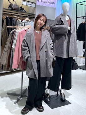 「アイテム（チェスターコート）」を使った、manaさん（レディース・153cm）の秋コーディネート