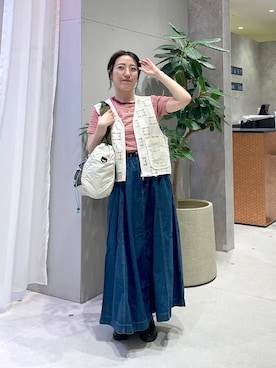 「niko and...（ニコアンド）のCOLORマイスターTシャツ（Tシャツ/カットソー、オレンジ系）」を使った、manaさん（レディース・153cm）の春コーディネート