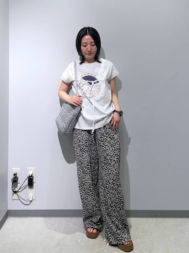 「niko and...（ニコアンド）の厚底トングサンダル（サンダル、ブラック系）」を使った、manaさん（レディース・153cm）の春コーディネート