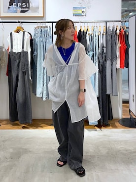 「LEPSIM（レプシィム）のアイテム（PC・スマホグッズ/家電）」を使った、manaさん（レディース・153cm）の夏コーディネート