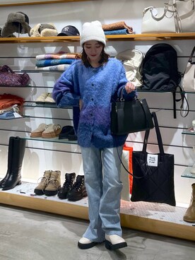 「LEPSIM（レプシィム）のフェイクレザーセンターステッチバッグ　990316（ショルダーバッグ）」を使った、manaさん（レディース・153cm）の冬コーディネート