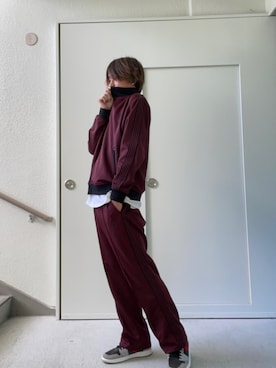 「アイテム（ジャージ、レッド系）」を使った、keigoさん（メンズ・175cm）の秋コーディネート