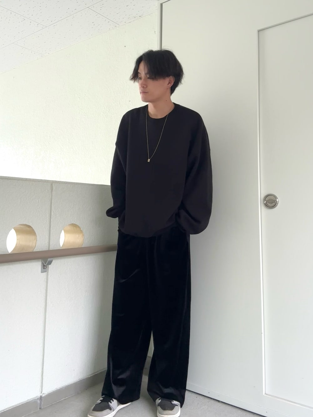 「ブラック、オールブラック、スウェット、perstep、ZARA、black」｜「perstepのアイテム（スウェット、ブラック系）」を使った、keigoさん（メンズ・176cm）の秋コーディネートの1枚目の写真