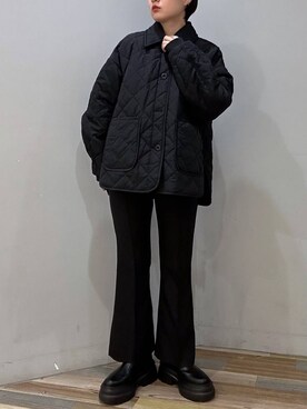 「人気アイテムをチェック！」｜「アイテム（スラックス）」を使った、菜々子さん（レディース・160cm）の冬コーディネート