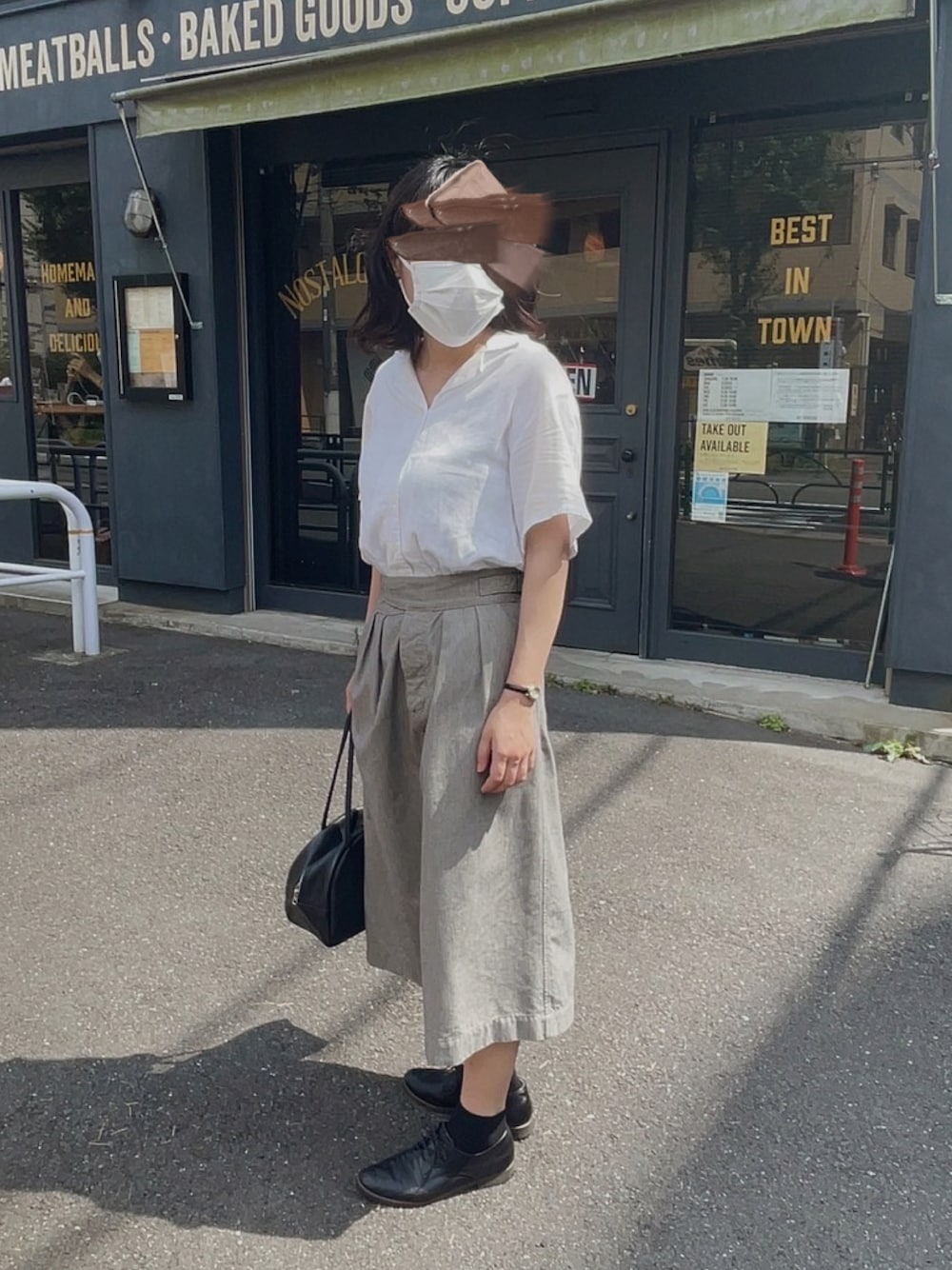 「マーガレット・ハウエル(MARGARET HOWELL)、MHL.、休日スタイル、オトナカジュアル、トラッド、今日のコーデ、プチプラ、開襟シャツ」｜「GUのアイテム（トップス、ホワイト系）」を使った、shioriさん（レディース・160cm）の夏コーディネートの1枚目の写真