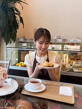 「LOWRYS FARM（ローリーズファーム）のホルターネックレイヤードワンピース　1049024（ワンピース、ブラウン系）」を使った、miyuさん（レディース・158cm）の秋コーディネート