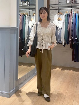 「アイテム（その他、ベージュ系）」を使った、miyuさん（レディース・158cm）の秋コーディネート