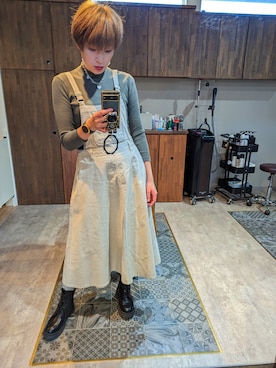 「しまむら（シマムラ）のアイテム（スカート、グレー系）」を使った、leemiesuさん（レディース・171cm）の冬コーディネート