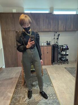 「SHEINのアイテム（オールインワン・サロペット、ブラック系）」を使った、leemiesuさん（レディース・171cm）の冬コーディネート