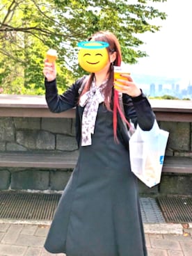 「Avail（アベイル）の片手にソフトクリーム片手にビールでご機嫌な写真（ワンピース、ブラック系）」を使った、ウィズムさん（レディース・157cm）の春コーディネート
