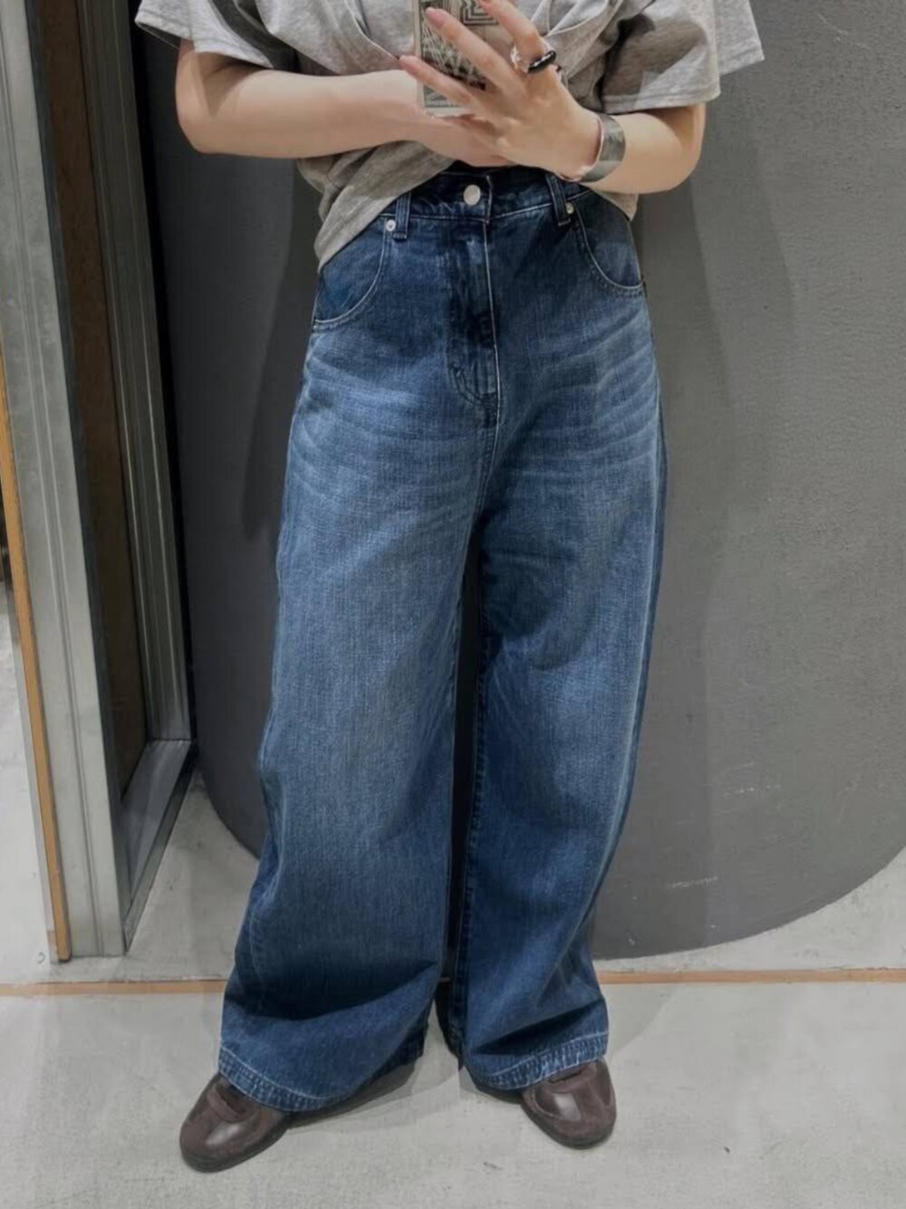 RIM.ARK（リムアーク）の「Middle straight blue denim ミドル