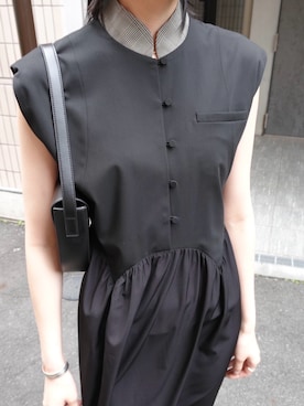 「RIM.ARK（リムアーク）のGlen collar dress(グレンカラードレス)（ドレス、ブラック系）」を使った、RIM.ARK staffさん（レディース・164cm）の夏コーディネート