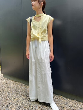 「リラックスパンツ」｜「アイテム（スラックス）」を使った、RIM.ARK staffさん（レディース・168cm）の夏コーディネート