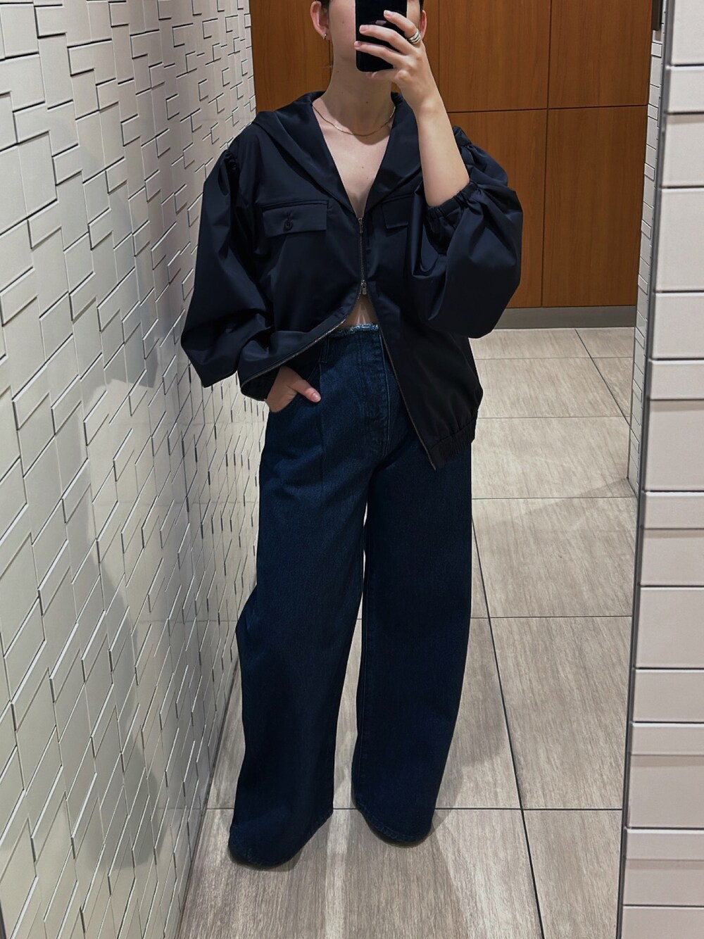 RIM.ARK（リムアーク）の「Shirring gather hoodie（ブルゾン
