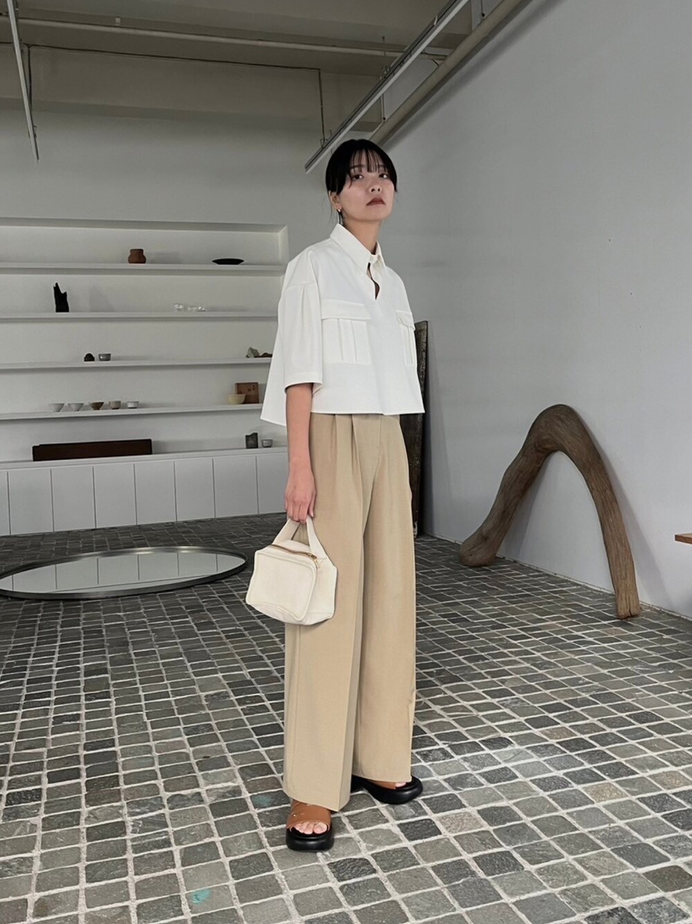 RIM.ARK ネック デザイン ボックス トップス ブラウス 半袖　ホワイト 1712888754.jpg