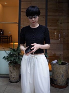 「RIM.ARK（リムアーク）のShirring lace compact tops シャーリングレース コンパクト トップス（ニット/セーター、ブラック系）」を使った、RIM.ARK staffさん（レディース・170cm）の春コーディネート