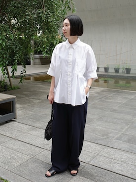 「RIM.ARK（リムアーク）のSerene over shirt(セリーンオーバーシャツ)（シャツ/ブラウス、ホワイト系）」を使った、RIM.ARK staffさん（レディース・164cm）の夏コーディネート