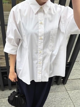 「RIM.ARK（リムアーク）のSerene over shirt(セリーンオーバーシャツ)（シャツ/ブラウス、ホワイト系）」を使った、RIM.ARK staffさん（レディース・164cm）の夏コーディネート