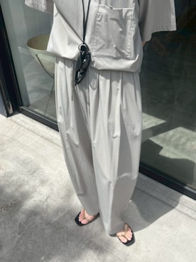 「RIM.ARK（リムアーク）のPaper like light PO ペーパーライク ライト プルオーバー（Tシャツ/カットソー、グレー系）」を使った、RIM.ARK staffさん（レディース・170cm）の春コーディネート