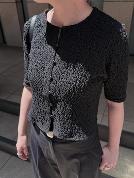 「RIM.ARK（リムアーク）のShirring lace compact tops シャーリングレース コンパクト トップス（ニット/セーター、ブラック系）」を使った、RIM.ARK staffさん（レディース・170cm）の春コーディネート