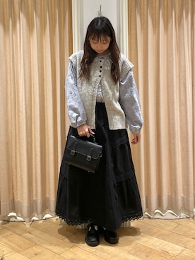 「刺繍」｜「アイテム（その他シューズ）」を使った、ゆいさん（レディース・154cm）の秋コーディネート