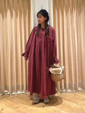 「アイテム（ドレスシューズ、ベージュ系）」を使った、ゆいさん（レディース・154cm）の冬コーディネート