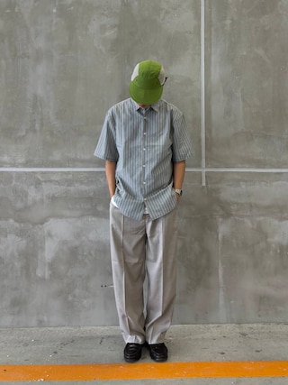 スラックスを使った「シティボーイ」の人気ファッション