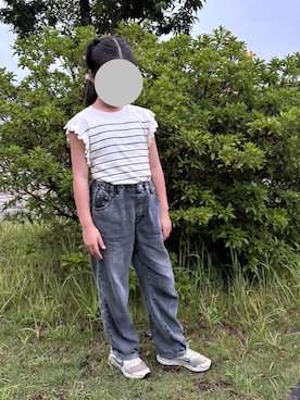 「アイテム（デニムパンツ）」を使った、MiTsuMuさん（キッズ・131cm）の秋コーディネート