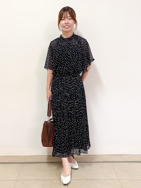 「Reflect（リフレクト）の【セットアップ／手洗い可】ドット柄シアーブラウス（シャツ/ブラウス、ブルー系）」を使った、nikoniko0901さん（レディース）の夏コーディネート