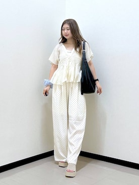 「LOWRYS FARM（ローリーズファーム）のスタイルＵＰクロスカップキャミ　100757（Tシャツ/カットソー、ホワイト系）」を使った、もっちゃんさん（レディース・156cm）の夏コーディネート
