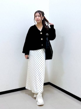 「アイテム（シュシュ）」を使った、もっちゃんさん（レディース・156cm）の秋コーディネート
