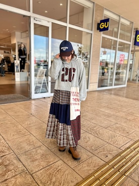 「GU（ジーユー）のアイテム（キャップ）」を使った、memeさん（レディース・158cm）の秋コーディネート