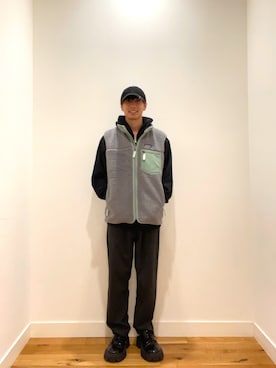 「URBAN RESEARCH DOORS（アーバンリサーチドアーズ）のpatagonia　Ms Classic Retro-X Vest（ベスト）」を使った、多田　宗司さん（メンズ・172cm）の秋コーディネート