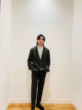 「アイテム（スーツパンツ）」を使った、多田　宗司さん（メンズ・172cm）の冬コーディネート