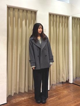 「アイテム（ピーコート）」を使った、莉緒さん（レディース・163cm）の秋コーディネート