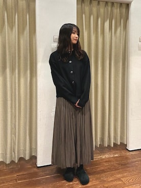 「URBAN RESEARCH DOORS（アーバンリサーチドアーズ）のアイテム（サンダル）」を使った、莉緒さん（レディース・163cm）の秋コーディネート