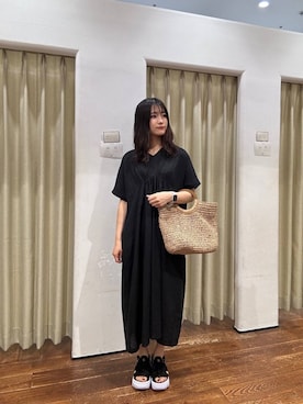 「NIKE（ナイキ）のアイテム」を使った、莉緒さん（レディース・163cm）の夏コーディネート
