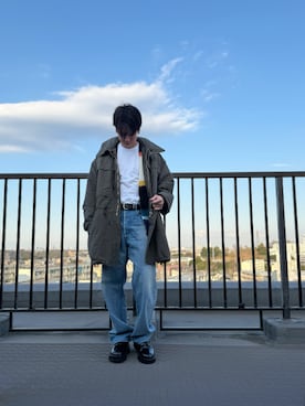 「AURALEE（オーラリー）のアイテム（パンツ）」を使った、matahatiさん（メンズ・168cm）の春コーディネート