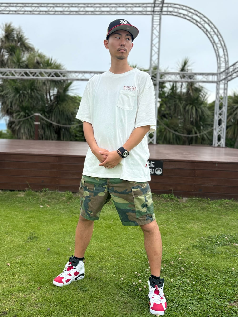 「ストリートコーデ、ラッパー、ヒップホップ」｜「NEW ERAのアイテム（キャップ、ブラック系）」を使った、TA-TIさん（メンズ・180cm）の夏コーディネートの1枚目の写真