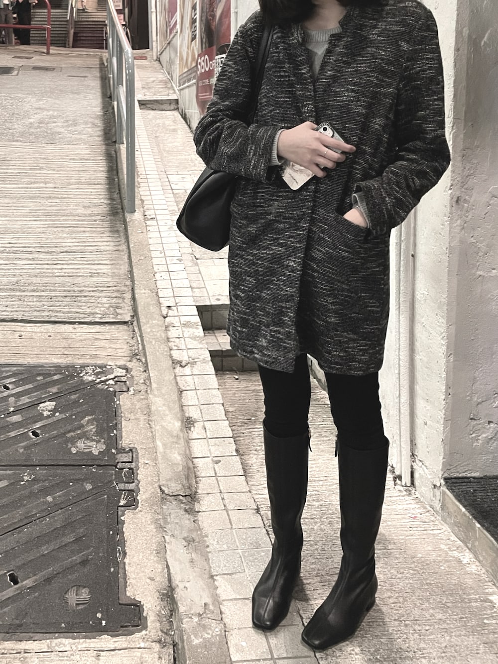 「winter、casual、boots」｜「FURLAのFURLA SOFIA M TOTE（トートバッグ、ブラック系）」を使った、ssripxさん（レディース・170cm）の冬コーディネートの1枚目の写真