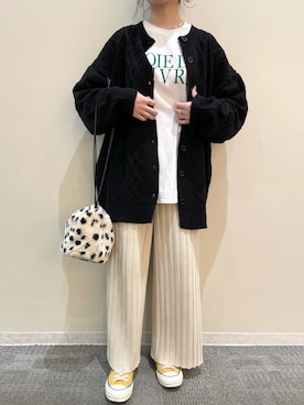 「frames RAY CASSIN（フレームスレイカズン）のアイテム」を使った、himariさん（レディース・157cm）の冬コーディネート