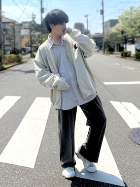 「SVEC（シュベック）のアイテム（スニーカー）」を使った、Mugくん【きれいめカジュアル】さん（メンズ・170cm）の春コーディネート