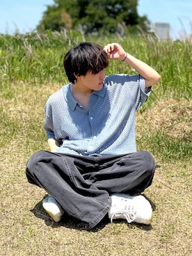 「SVEC（シュベック）のアイテム（スニーカー）」を使った、Mugくん【きれいめカジュアル】さん（メンズ・170cm）の春コーディネート