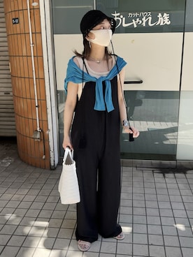 「たすき掛け」｜「アイテム（サロペット/オーバーオール）」を使った、Kastane officialさん（レディース・160cm）の春コーディネート